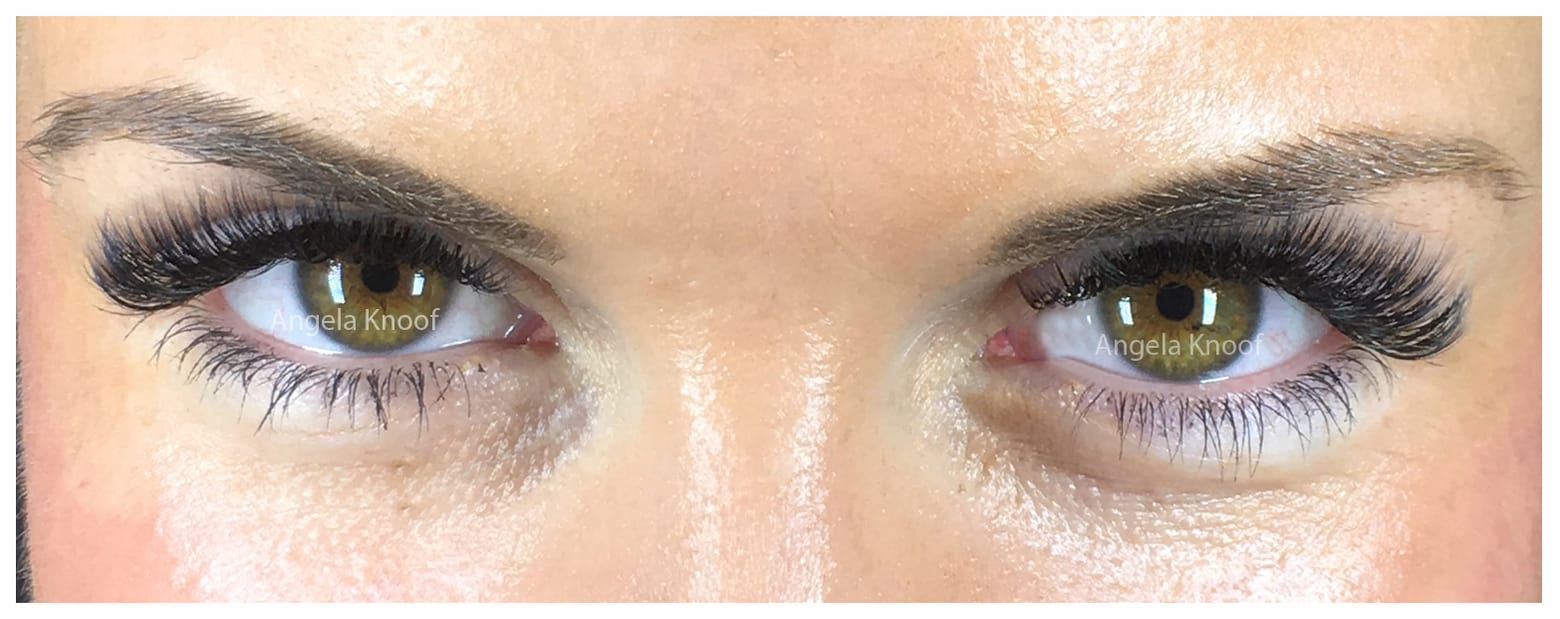 Beide Augen nach der Wimpernverlängerung